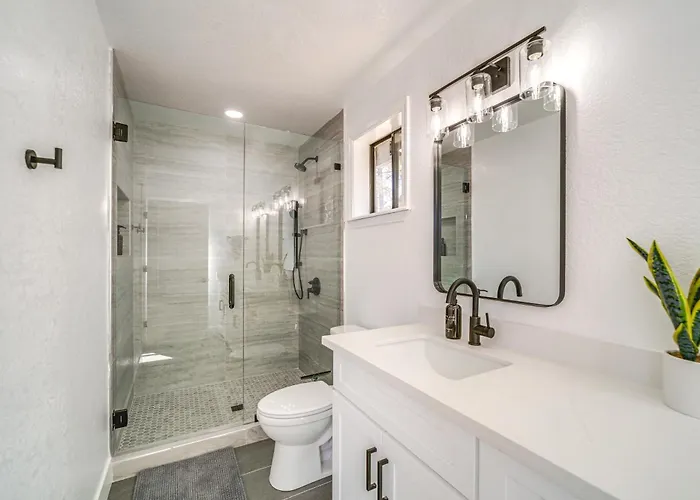 Family Friendly: Modern In Munds Park! Munds Park